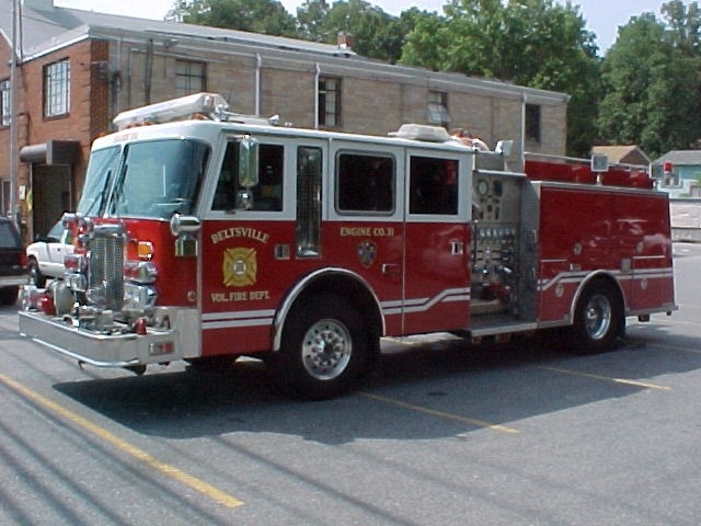 Engine 411 1990 Simon Duplex Saulsbury Pumper (Old Branchville unit)